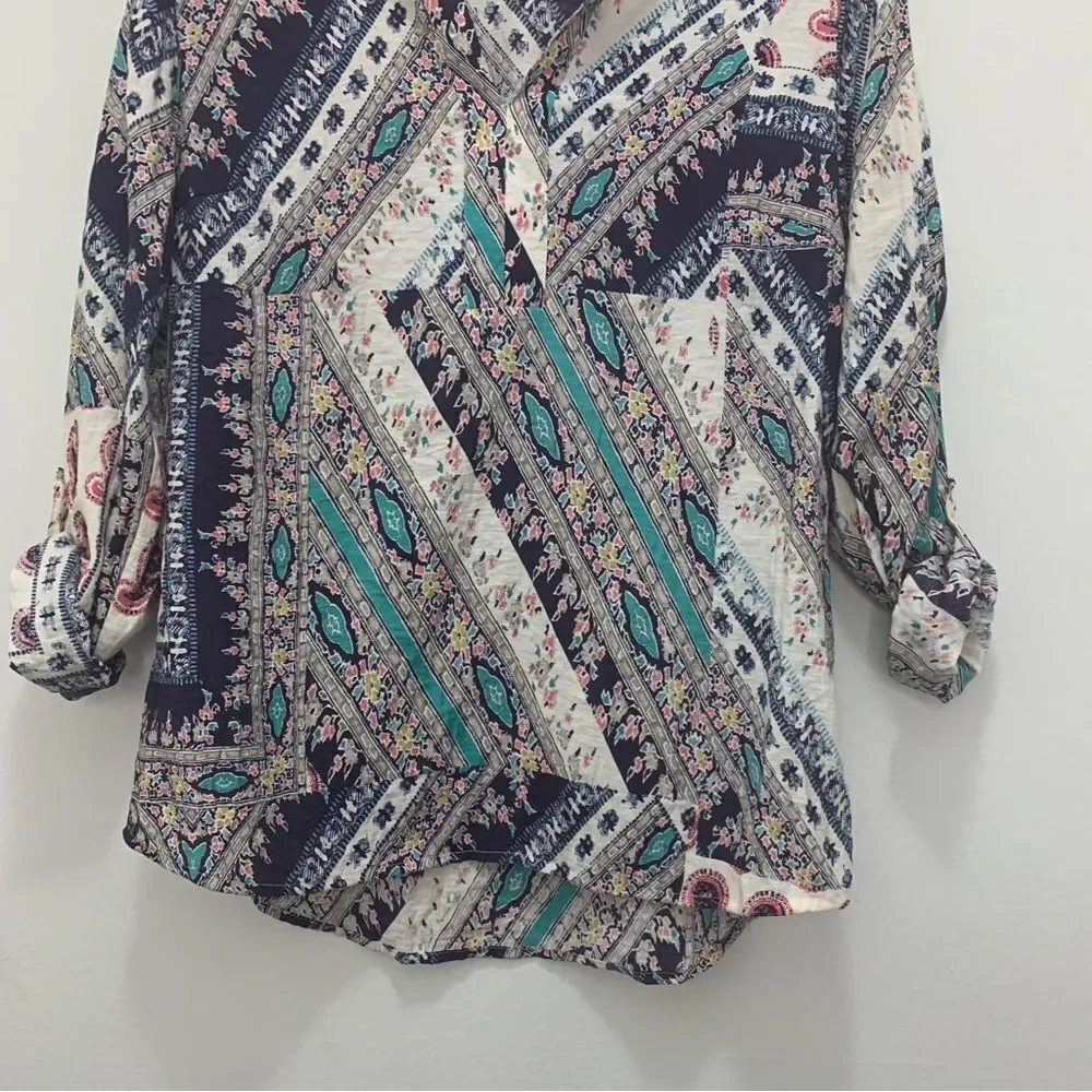 Van Heusen Paisley Blouse Size Small